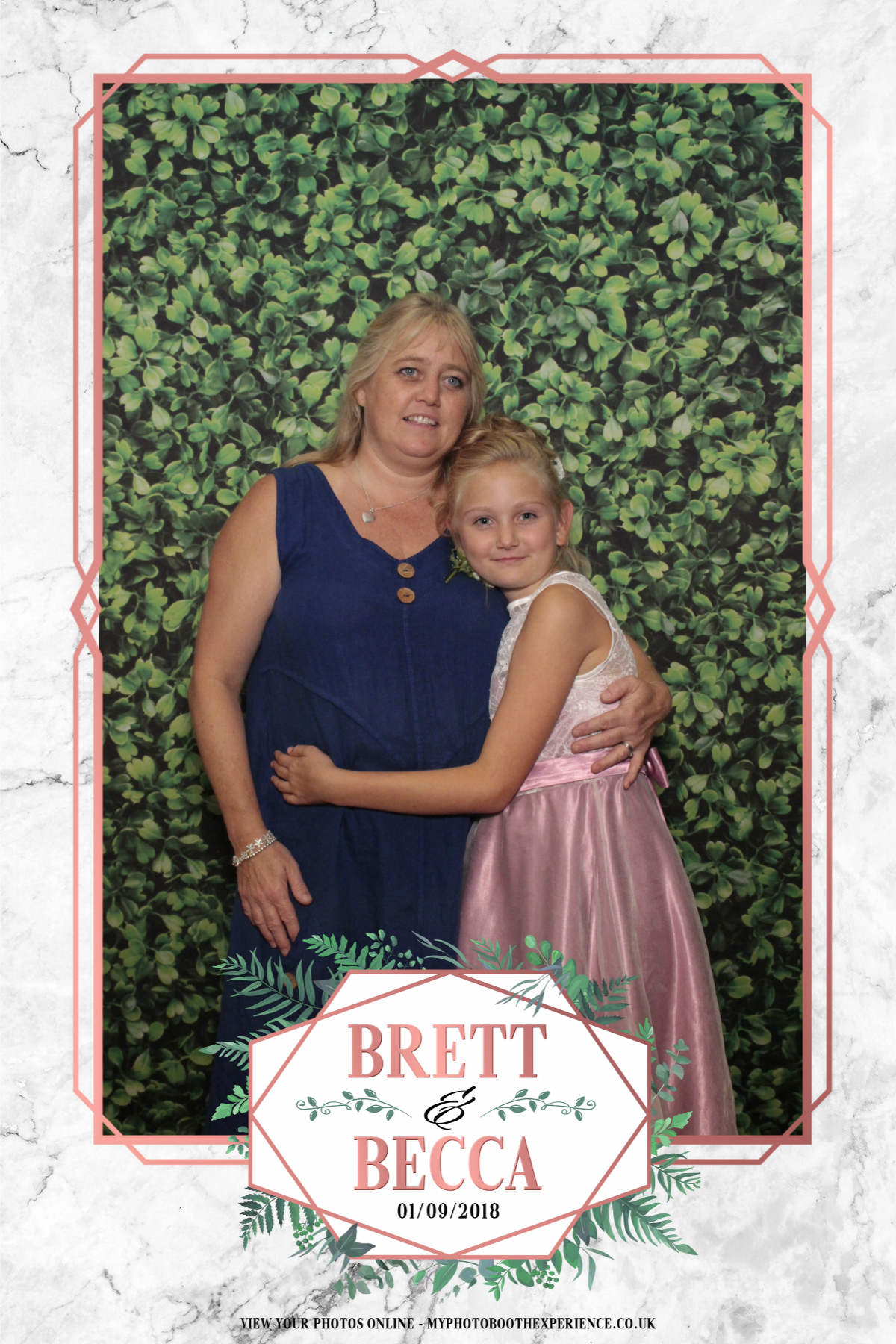 Brett & Becca's Wedding | View more photos from the event at gallery.myphotoboothexperience.co.uk/u/MyPhotoBoothExperienceLtd/Brett-Beccas-Wedding